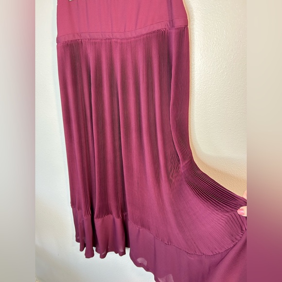 Anthropologie Maple Crepe Pleats Abounding Maxi Skirt burgundy Red women’s sz 4 - Picture 5 of 14